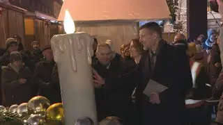 Gyertyagyújtás három helyen is
