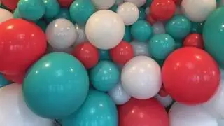 Bambaballoon - Balloon wall Hamptons NY