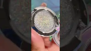 Go BOLD this summer with our SHEGLAM Over the Rainbow Glitter Eyeshadow Topper 🌈