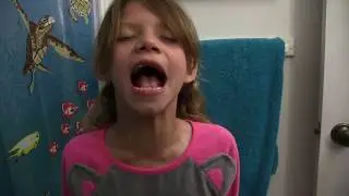 YouDoAds Pop In - Toilet Seat Handle Commercial 