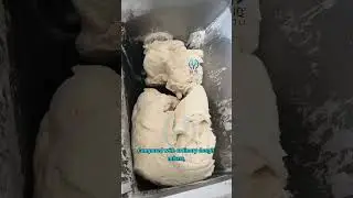 Vacuum flour mixer, easy to operate. Suitable for the processing of various flour products