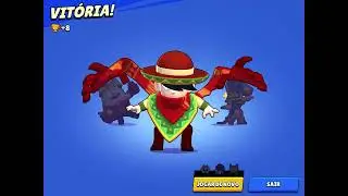 Jogando brawl stars