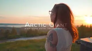 Arctic Giant - Panoramic House