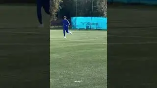 Watch Sinner play football and he can even dribble past opponents.#tennis #ATP #Sinner