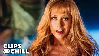 Cher’s Reaction To Christina Aguilera’s Audition | Burlesque