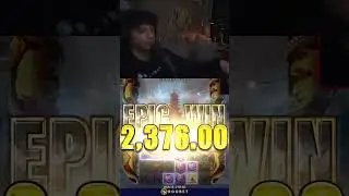 2.5 K USD CON SANTUTU #twitch #casino #gamble #clips #twitchclips  #casinolife #streamer #bigwin