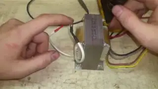 Подключаем трансформатор от бесперебойника UPS.