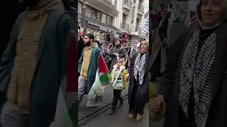Thousands in Istanbul march in support of Palestine on global day of action #gaza #palestine