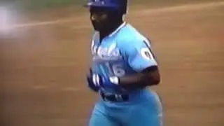 Bo Jackson HR Almost Clears Fenway Park Dead Center!