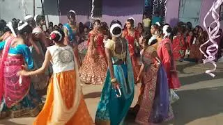 HASUWA ME DIPAWALI PAR MATA LAXMI UTSAW KE GARBA NRITYA KARTE BALIKAYE 2021