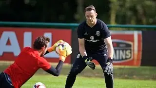 FAWTV INTERVIEW: GK coach Tony Roberts