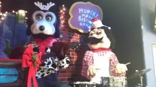 Chuck E. Cheese's: 