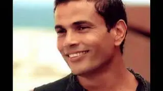 Amr Diab - Habibi Ya Nour Ein (HD) El Clon Soundtrack ( Funny Chicken)