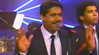 Orquesta de Willie Rosario interpretando en vivo el tema 