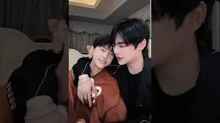 2024.11.02| Li Jiahua's eyes turned red with compassion for his wife 🥺🌈 #couple Lijiahua & Laijiaxin