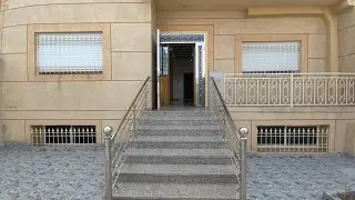 فيلا فاخرة للبيع في بن سليمان فيها لكاف وسفلية والطابق الأول مساحتها الإجمالية 213 محفظة ومسجلة 