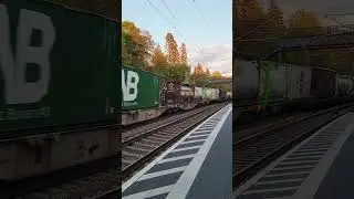 Zugkreuzung #containerzug  #train #railtrack #trainspotting #railway #dbregio #railpool
