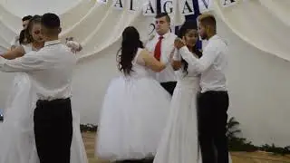 Angol keringő M&aacute;rokpapiban