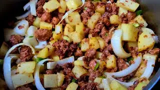 Papas con chorizo y cebolla!