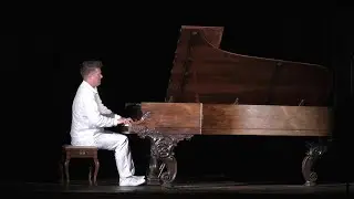 W. A. Mozart arr. F. Liszt: Ave verum corpus, S. 461a (Lars David Kellner, piano)