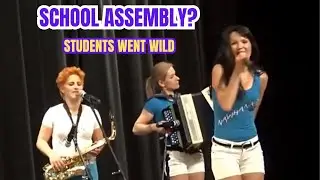 Beer Barrel Polka (Roll Out The Barrel): High Energy Live!