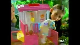 Barbie Commercial - Feeding Fun Stable and Nibbles FR