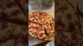 How to make cheesy pan pizza