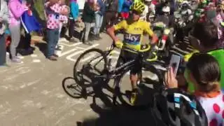 Chris Froome running up Mt Ventoux