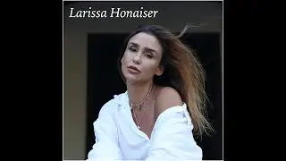 VC DIZ - LARISSA HONAISER
