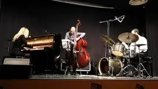 Lorenzo Tucci trio ft. Francesca Tandoi_F. S. R ( Ray Brown )