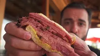 My Favourite Restaurants in Montreal : Smoke Meat Pete