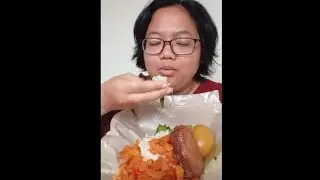 NASI BUNGKUS ISI KENTANG PEDAS, SEMUR TELUR, SEMUR AYAM DAN SAYUR BAYAM ❤️