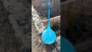 Experiment: Will a water balloon explode when it rolls down from a tall building?💥🎈#satisfying