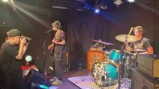 Chik Pawza - SUBSTANTIAL THREAT OF HARM TO SELF OR OTHERS (Live at Sovražim va&scaron;e dretje 2)
