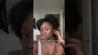 Moisturizing my natural hair using Alikay Natural&rsquo;s hair detangler