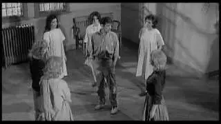 Nymphos in an insane asylum - Shock Corridor (1963).