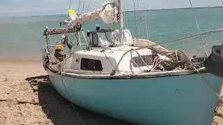 Petit voilier de croisière, DINGHY CRUISING, Enfants à bord et Camping Côtier.