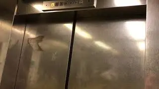 1980s Express Lifts At King Edward Court Car Park In Windsor (Now Modernised)