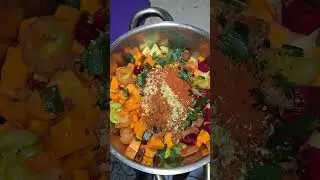 RECEITA DE SOPA SIMPLES!! SOPA DE MACARR&Atilde;O COM VERDURAS #receita #receitafacies
