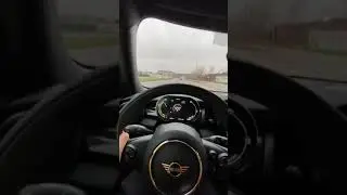 MINI Cooper S Electric 0-100