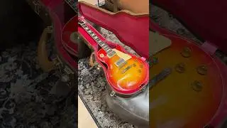 Gibson Custom 1959 Les Paul Standard Reissue VOS in Washed Cherry Sunburst @ Round Hill Music Co.