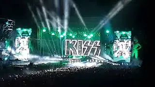 KISS - Cold Gin/Tommy solo, Accor Stadium, Sydney, 7 October, 2023.