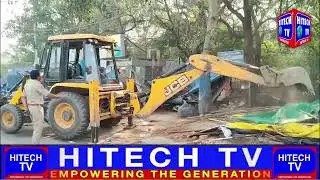 Rajendra Nagar: GHMC Town Planning Officials Demolished Shops Set Up Of  Street Vendors at Aramghar.