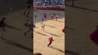 Acto de protesta contra la tauromaquia interrumpe la corrida en Las Cruces