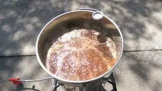 The Beer Chasers - Ep. 66 - Homebrewing a Sweet Potato Pumpkin beer