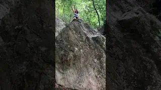 Bouldering Ghisallo Italy, Le Placche - left line 5+