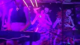 Anat Moshkovski - Happy as a Dog (Kuli Alma 6/9/2022)