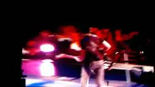 jonas concert kevin jonas joner boner
