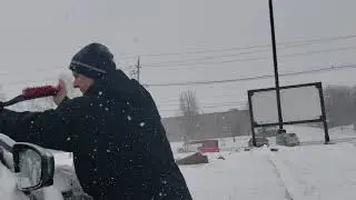 #snowstormincanada