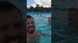 Disney Typhoon Lagoon 2024 wave pool